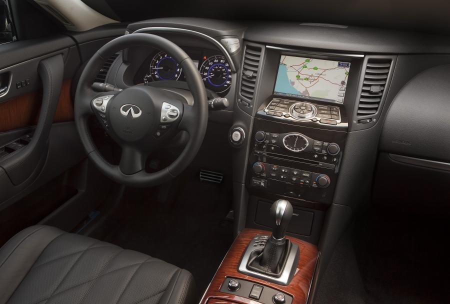  Infiniti FX35 2012 года  (фото 3 из 14)